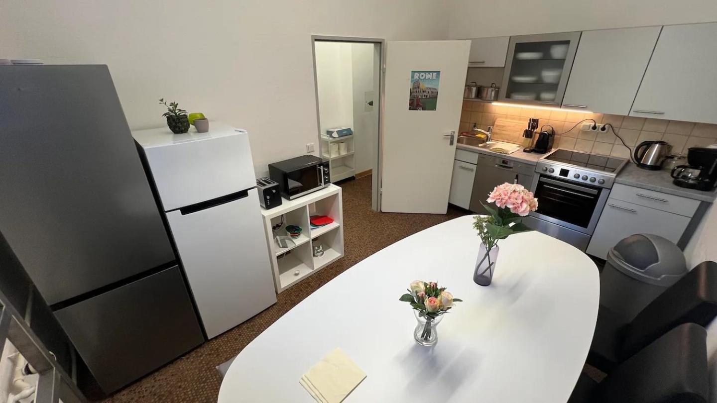 Beckhomes- New, Unique For 16 People * Munique